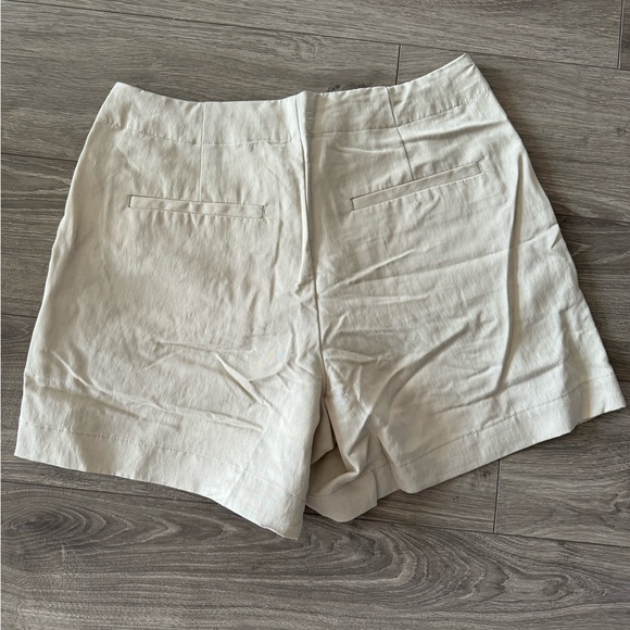 Gap 5” SoftSuit Shorts - Picture 4 of 4